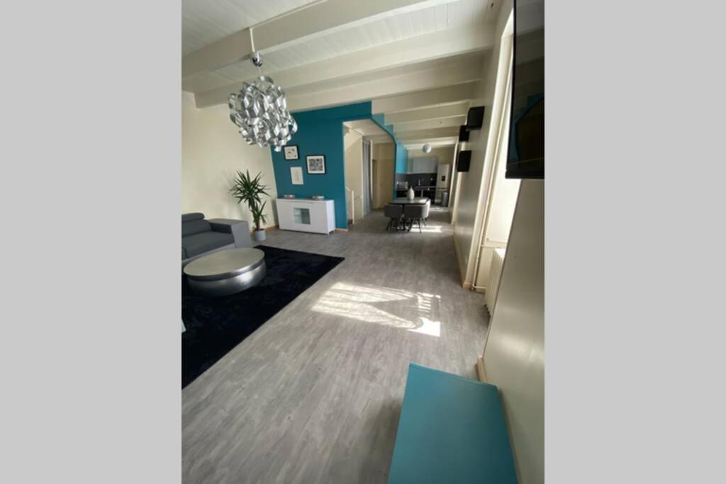 Jolie maison en plein centre du guilvinec Extérieur photo